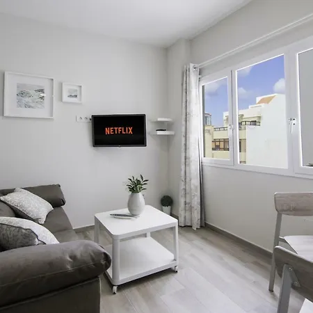Modern Loft 15m To The Beach Wifi Apartment *