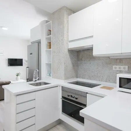 Modern Loft 15m To The Beach Wifi Апартаменты