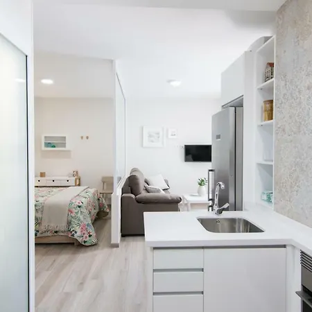 Апартаменты Modern Loft 15m To The Beach Wifi Сан-Августин