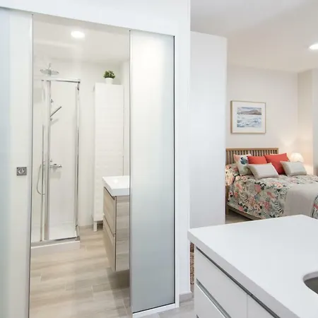 Modern Loft 15m To The Beach Wifi Апартаменты Сан-Августин