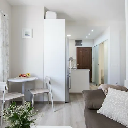 Апартаменты Modern Loft 15m To The Beach Wifi Сан-Августин